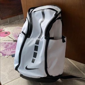 nike elite backpack